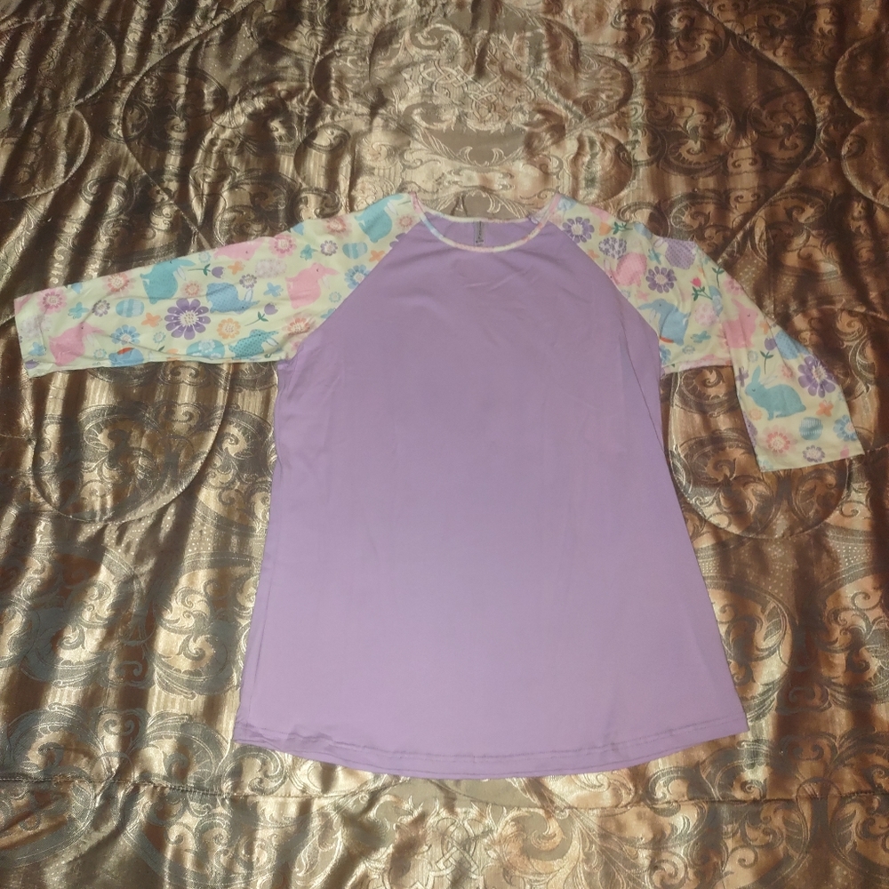 iltex Lilac Bunnies Shirt L NWOT